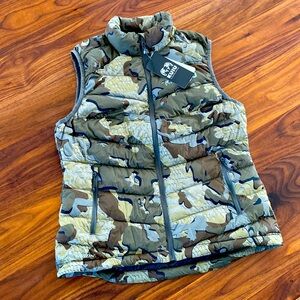 Kuiu Outlet Women's Super Down LT Vest - size small Valo Camo